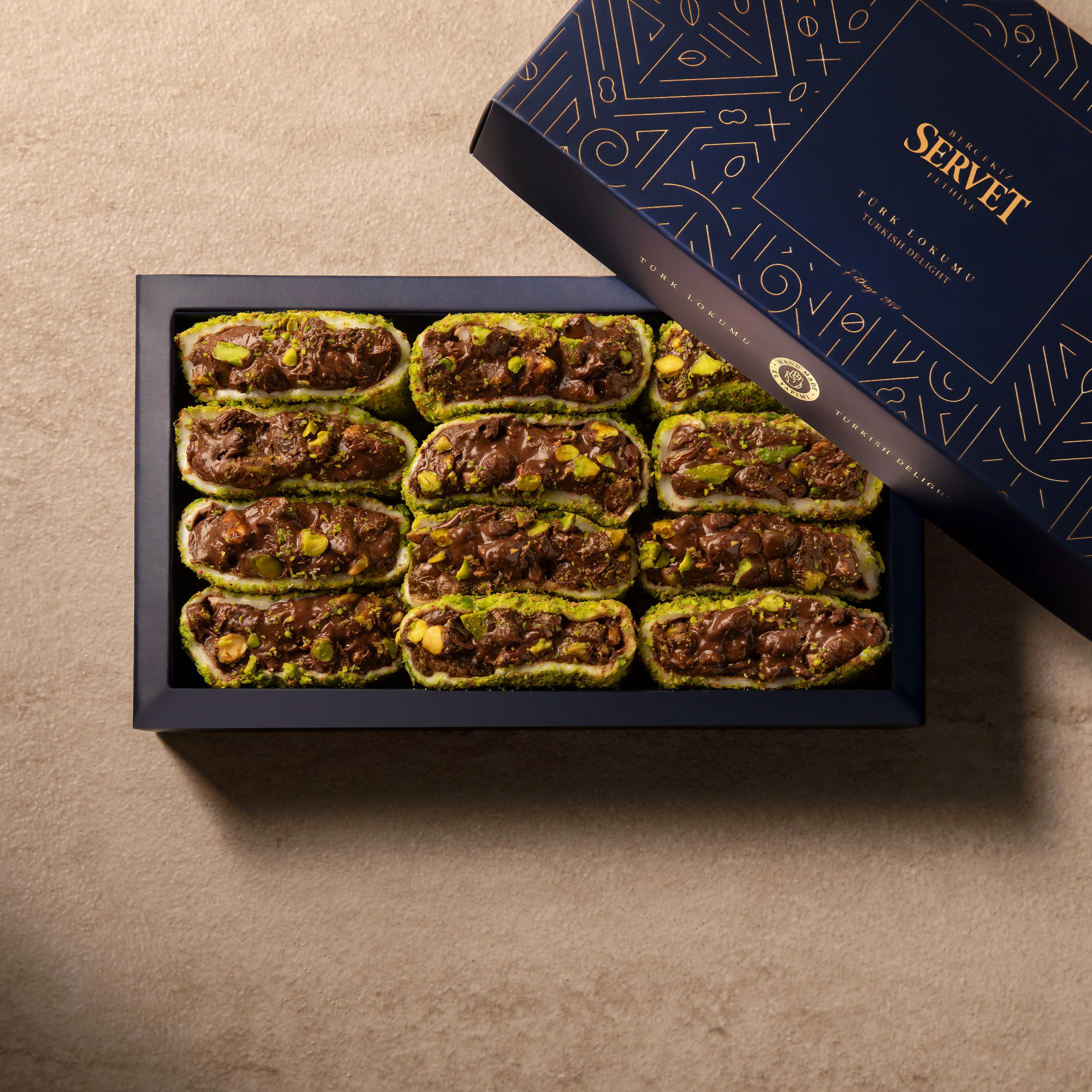 Çikolatalı Antep Fıstıklı Sarma Lokum 500g - Image 4