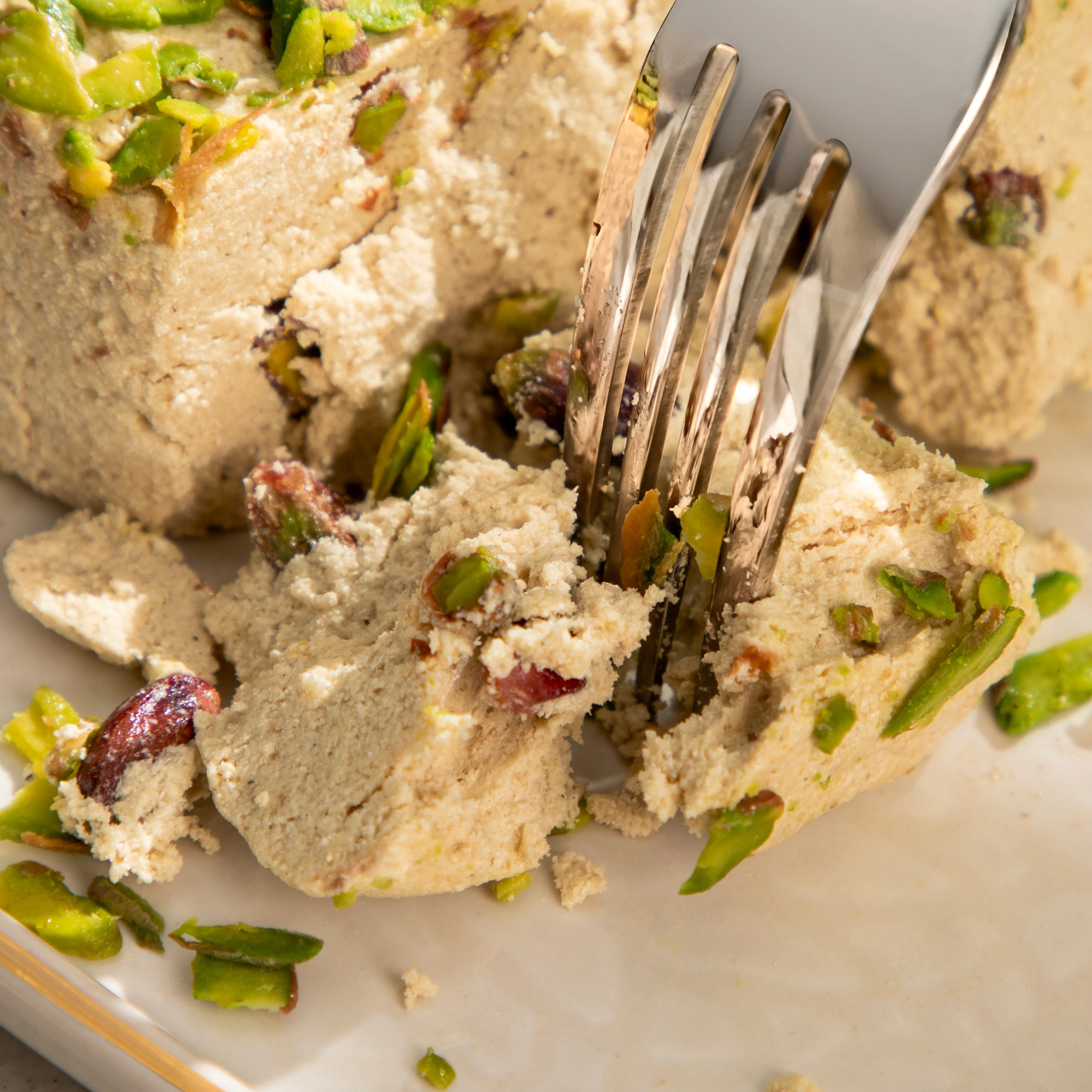 Antep Fıstıklı Taze Tahin Helvası 3'lü Paket - Image 4